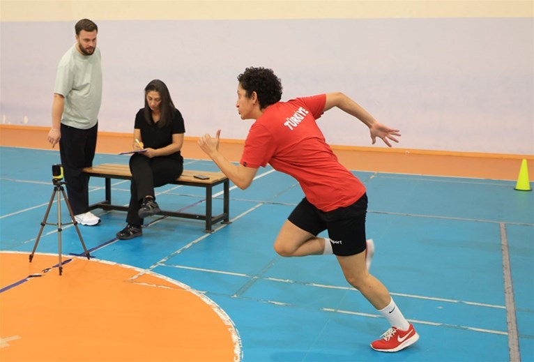 Sınırlarını Zorla, Kendini Aş!